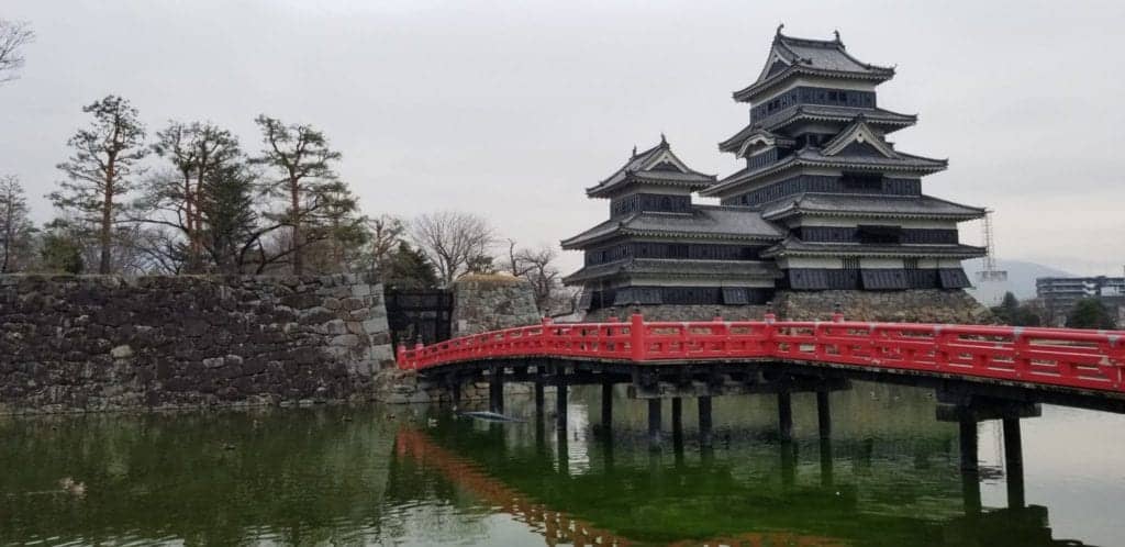 Matsumoto Castle (松本城)