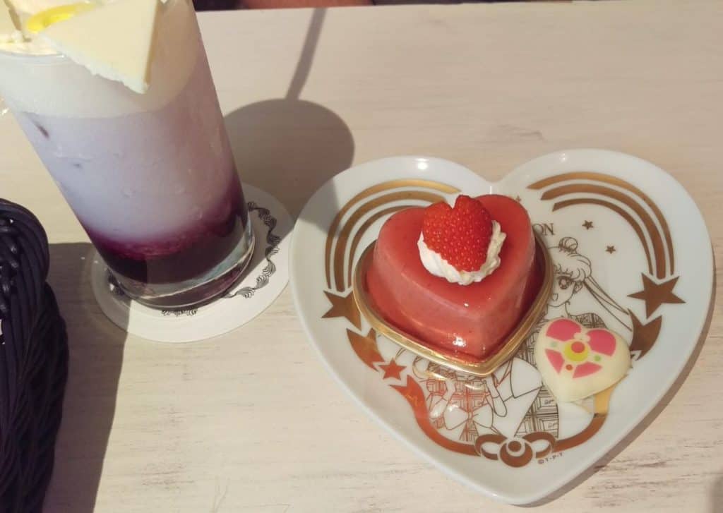 Sailor Moon Cafe Cosmic Heart Macaron