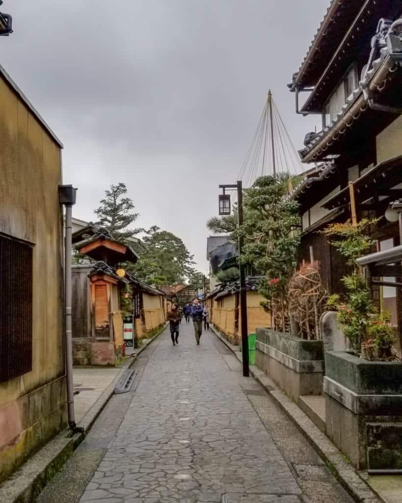 Naga-machi Buke Yashiki District (長町武家屋敷)